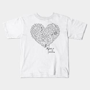 Love is timeless Kids T-Shirt